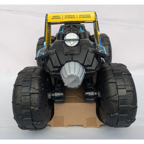 DC Batman, All-Terrain Batmobile Remote Control Vehicle Car Drives On Water R/C - Picture 4 of 5